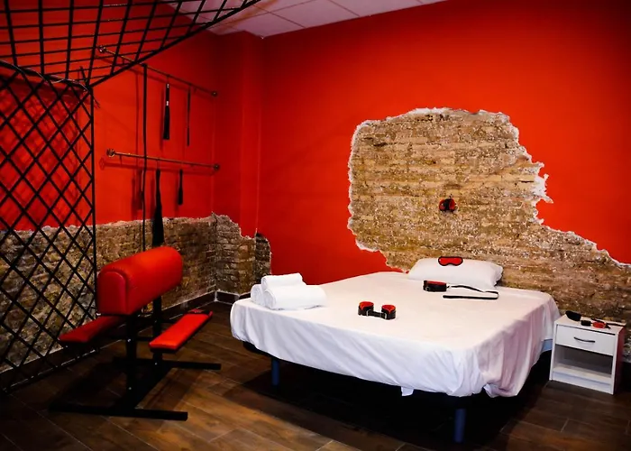 Pecalite Space Liefdeshotel Valencia
