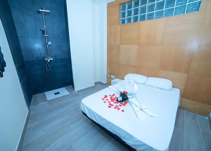 Pecalite Space Hotel del amor