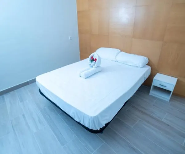 Pecalite Space Hodinový hotel Valencie